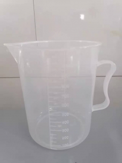塑料量杯