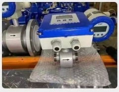 DN100电磁流量计